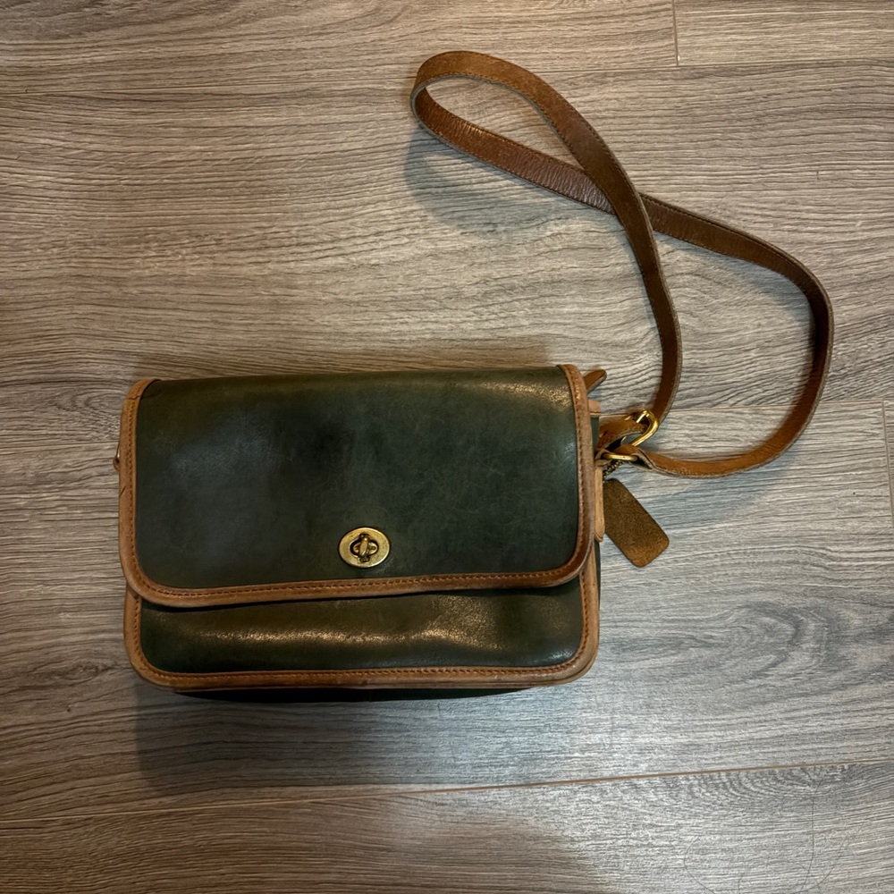 Vintage Coach City Bag